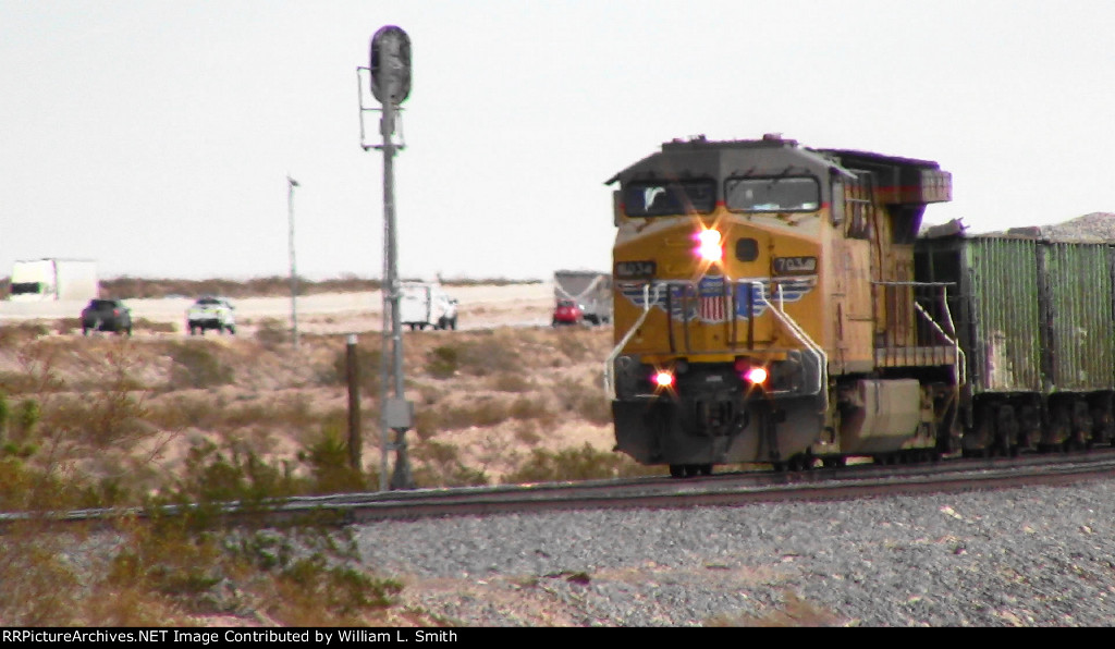 WB Unit Loaded Ballast Hooper Frt @ Erie NV -1